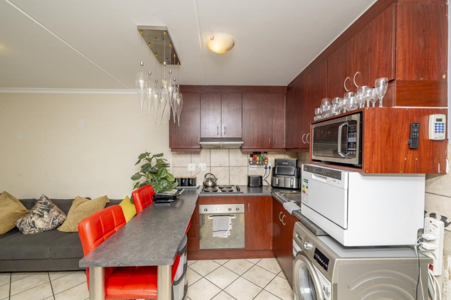 2 Bedroom Property for Sale in Buh Rein Estate Western Cape